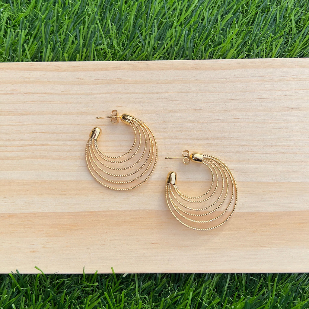 Distinctive Hoops