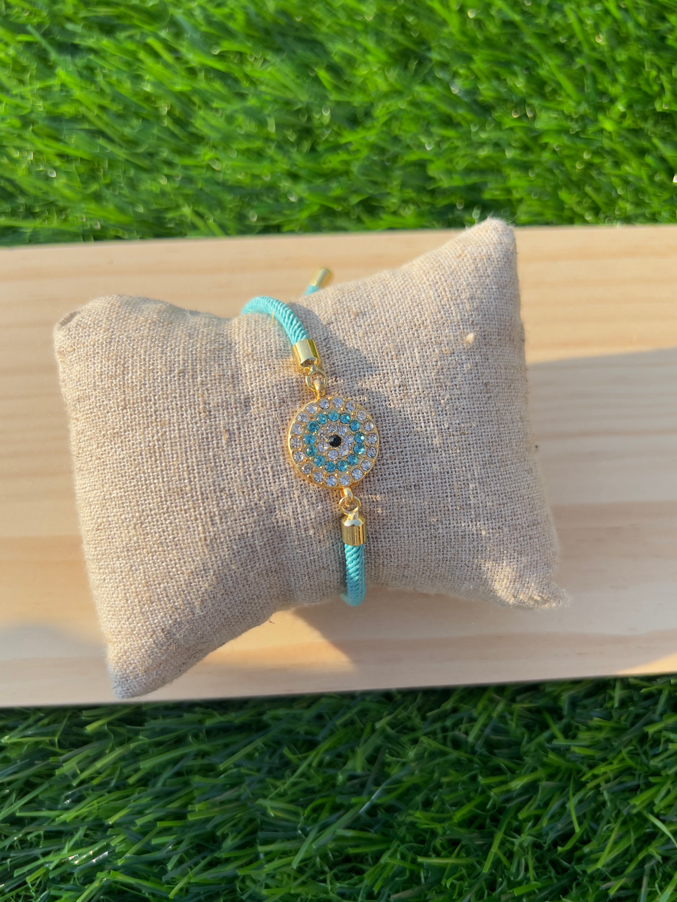 Zircon Blue Eye
