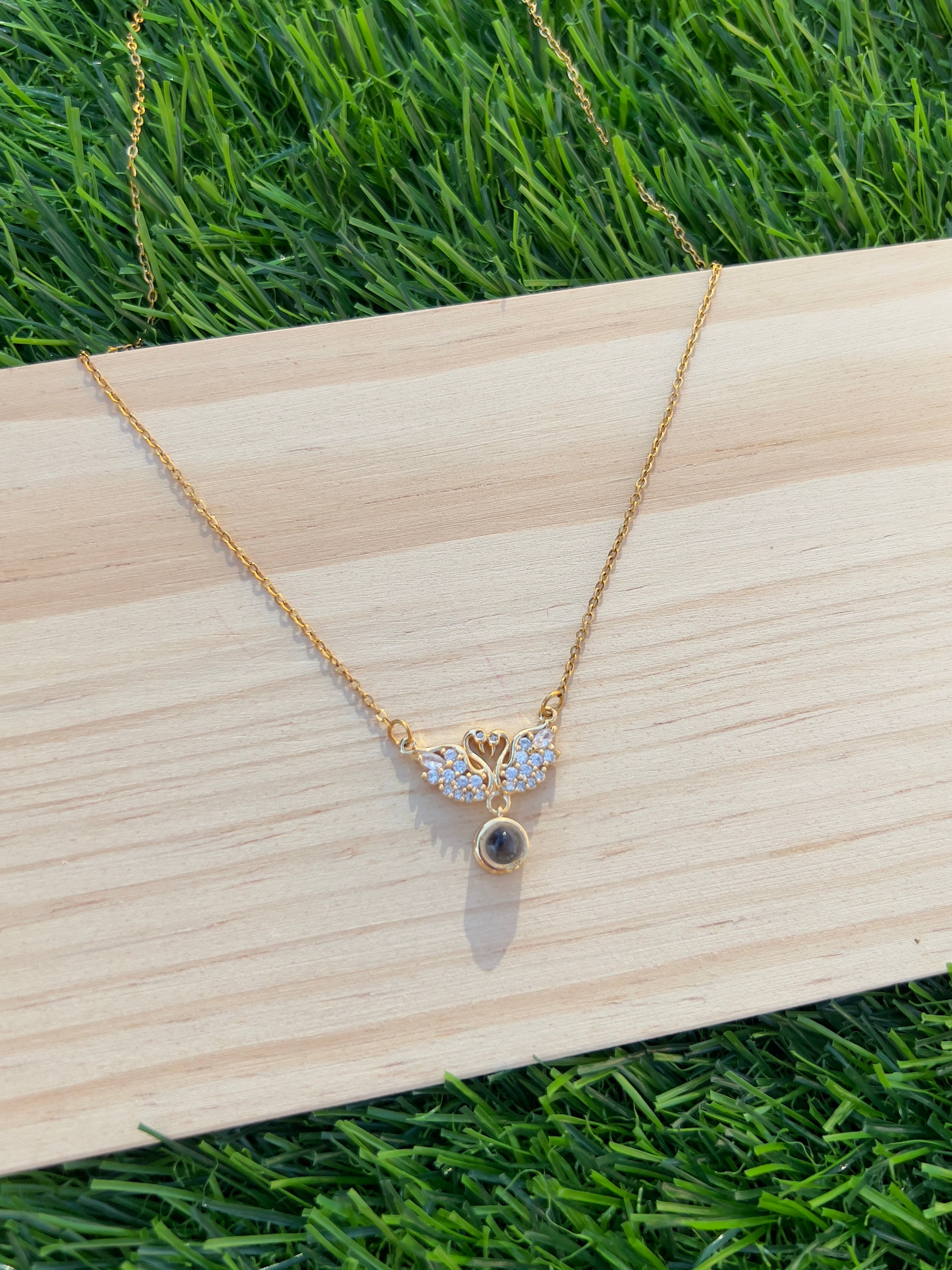 100 Languages, in 1 necklace !