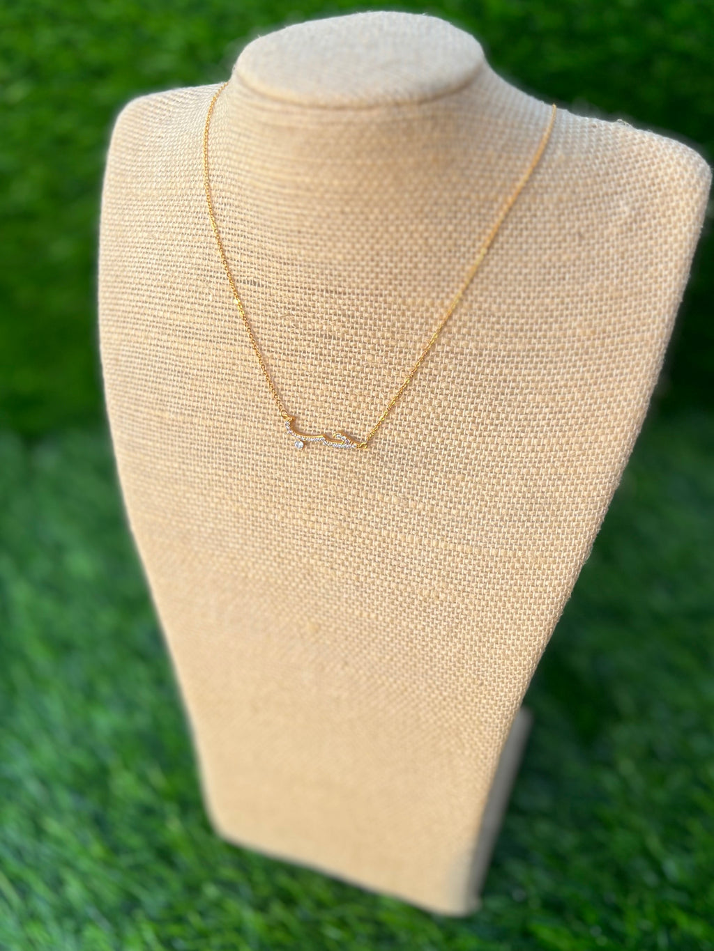 Elegant حب Zircon Pendant – 18K Gold Plated