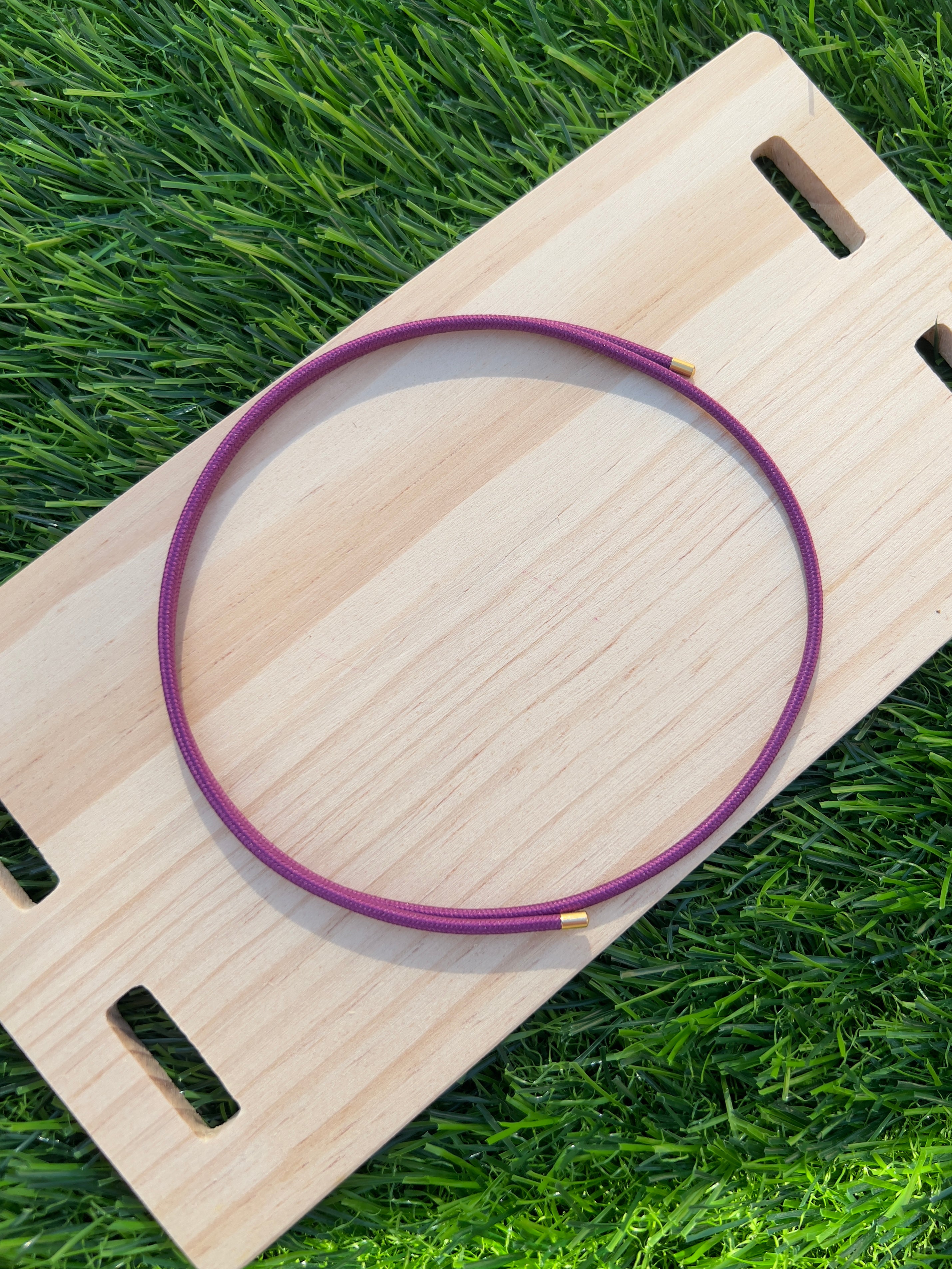Cedar - Magnetic Chocker
