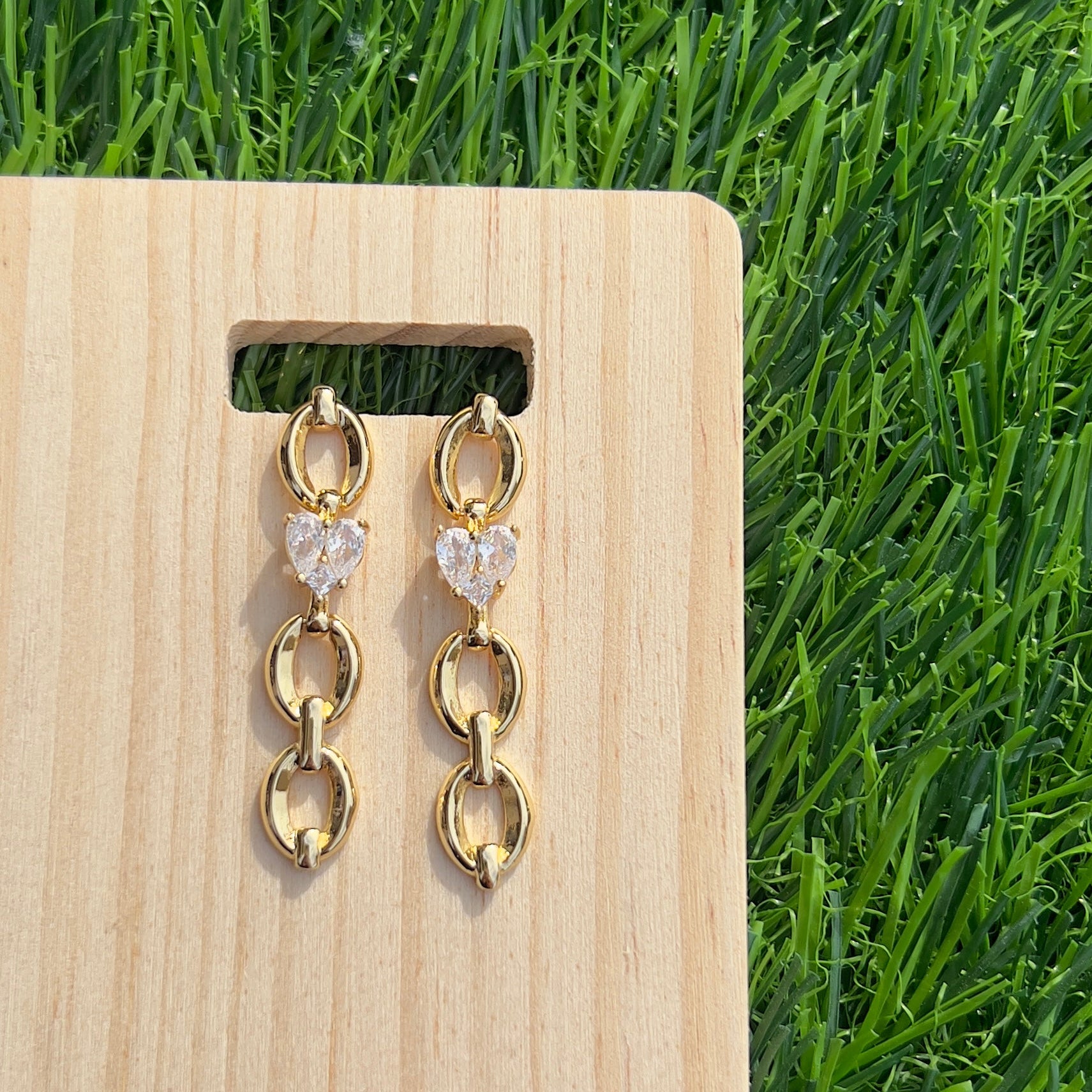 Chain Heart Zircon Earrings