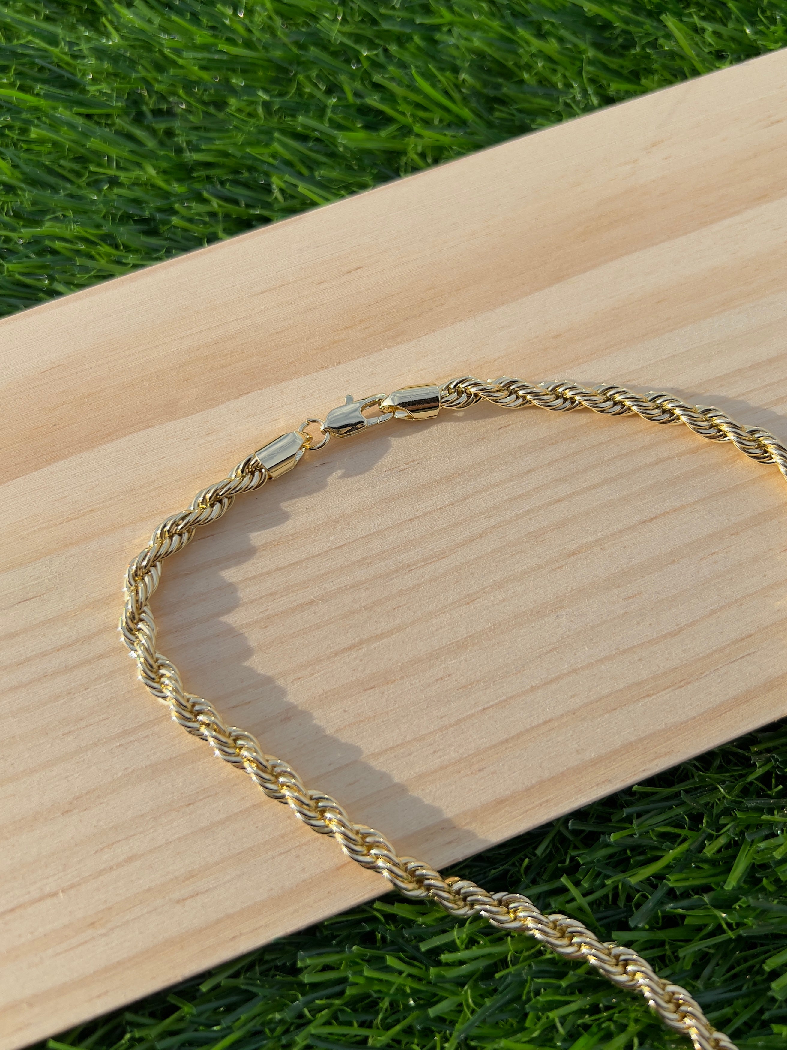 Twisted Chain Necklace