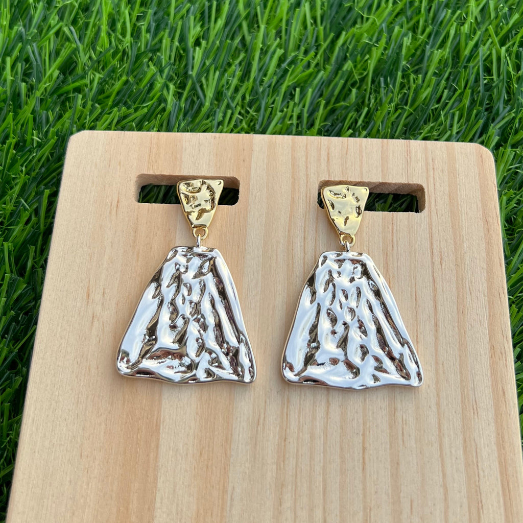 Mixed statement earrings
