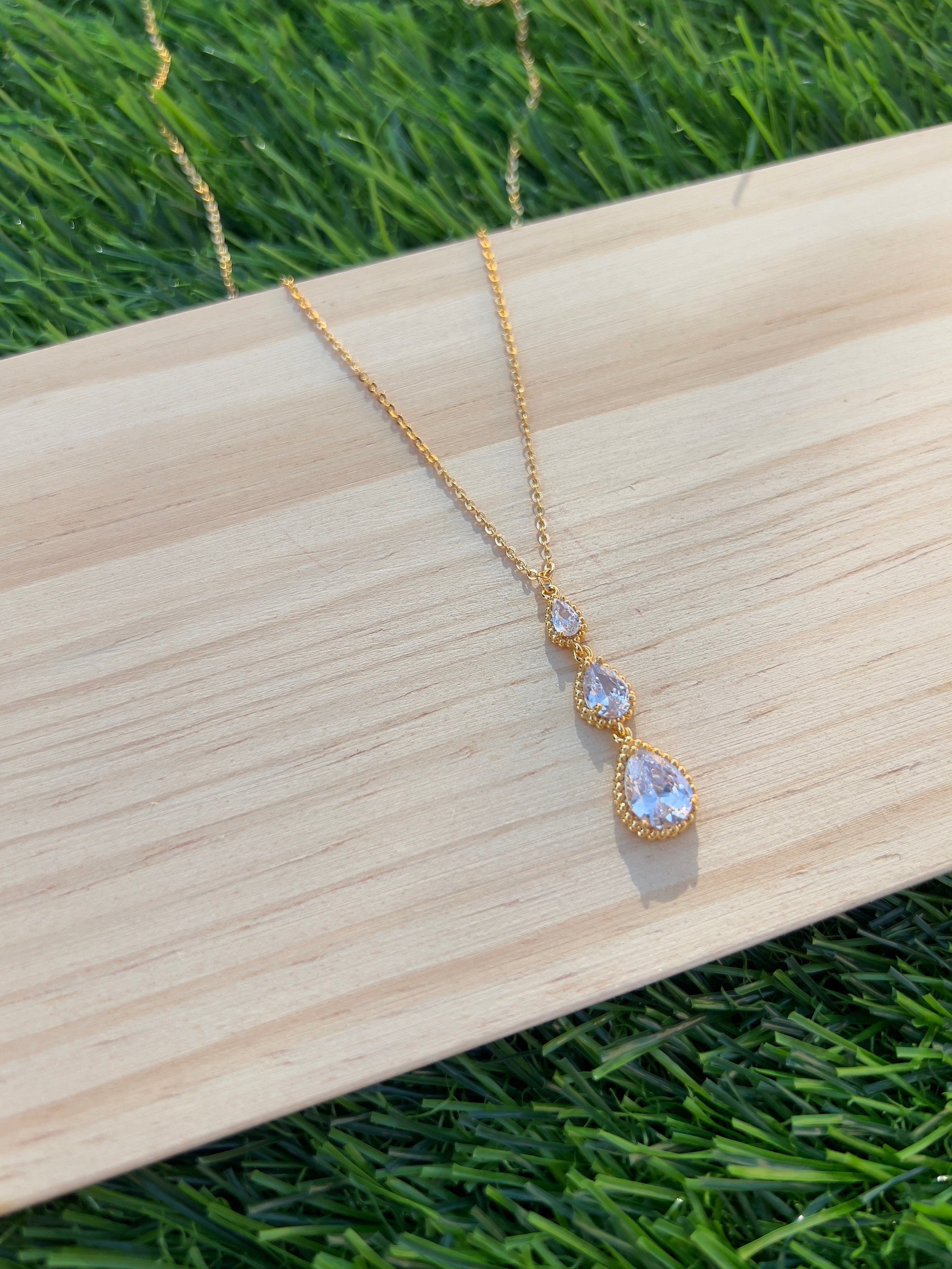 Elegant Necklace