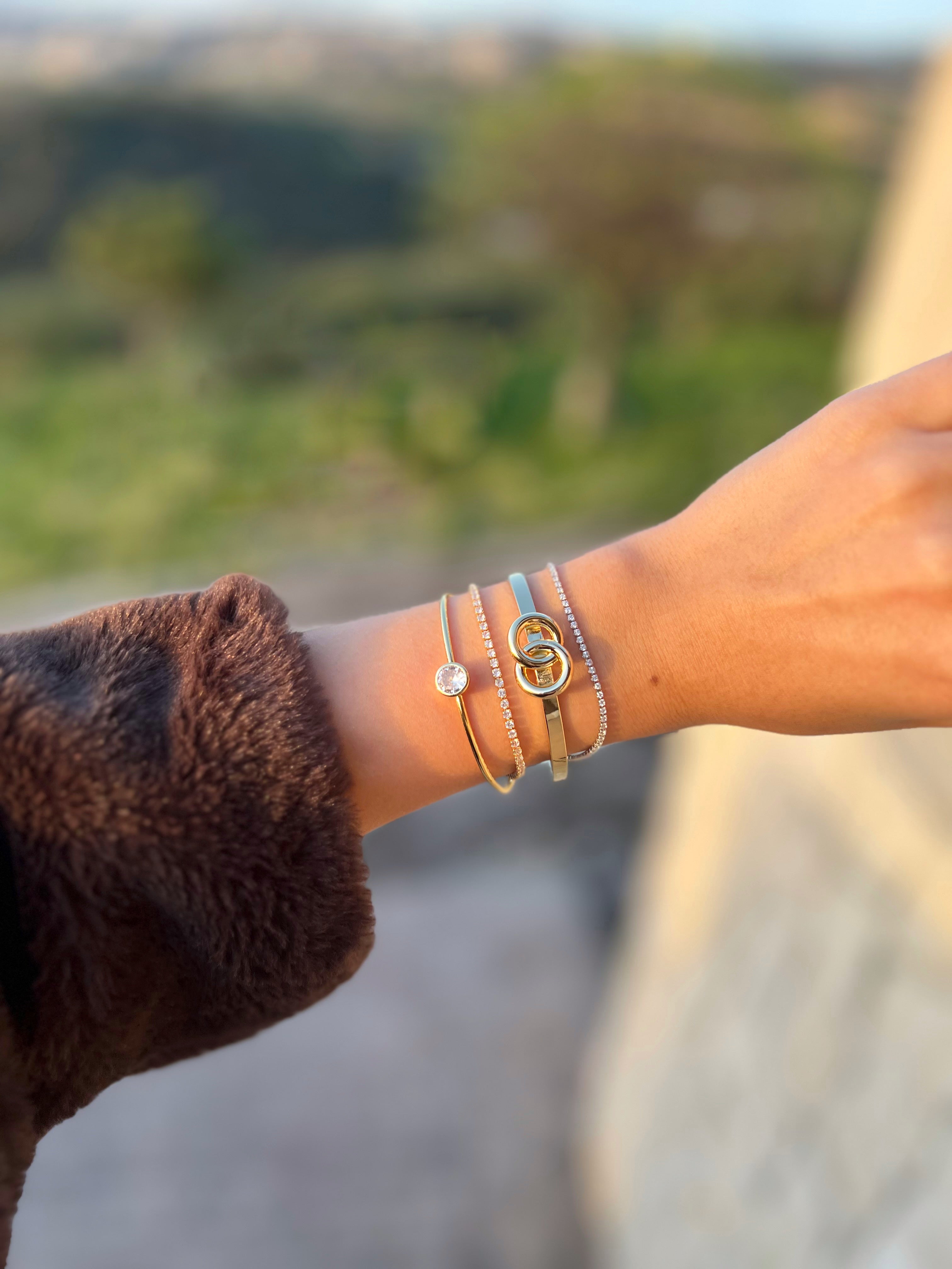 Water Resistant Bangle
